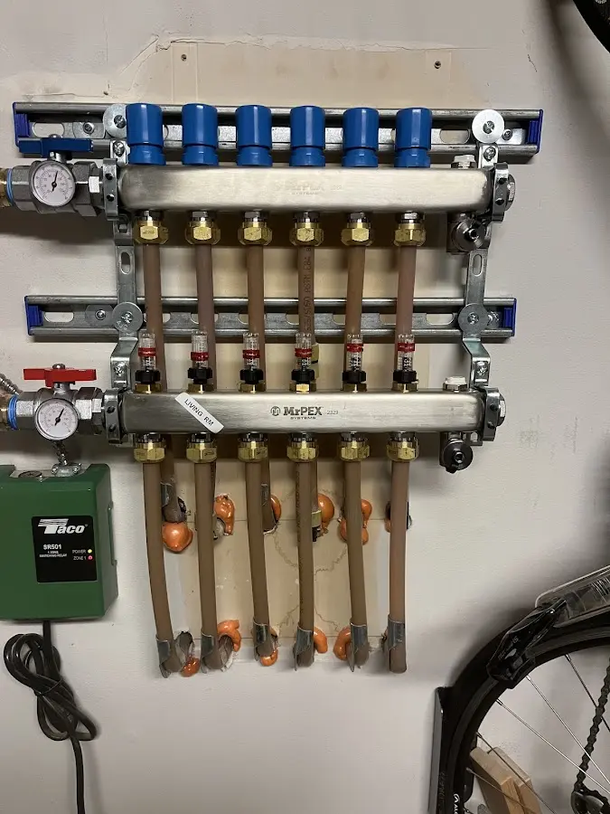 Plumber performing Leak Detection at a residential property in Maryville